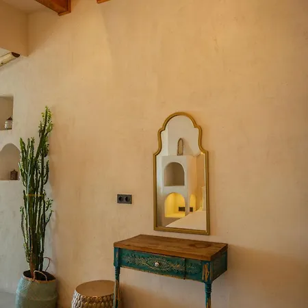 Churchill Townhouse Apartment