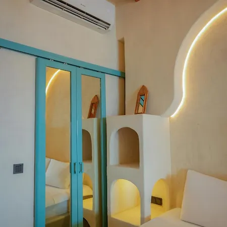 Churchill Townhouse Отель