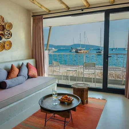 Churchill Townhouse Отель Бодрум